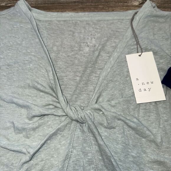 (2) Women's Short Sleeve V-Neck Linen T-Shirts - A New Day. Size Small. NWT. 3 - Picture 4 of 5